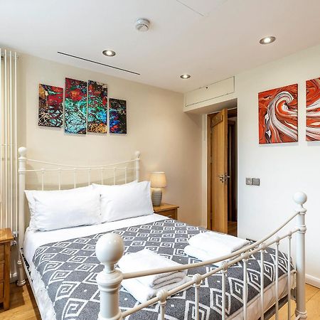 Tower Bridge 2Br Apartment For 6 With Terrace Лондон Экстерьер фото