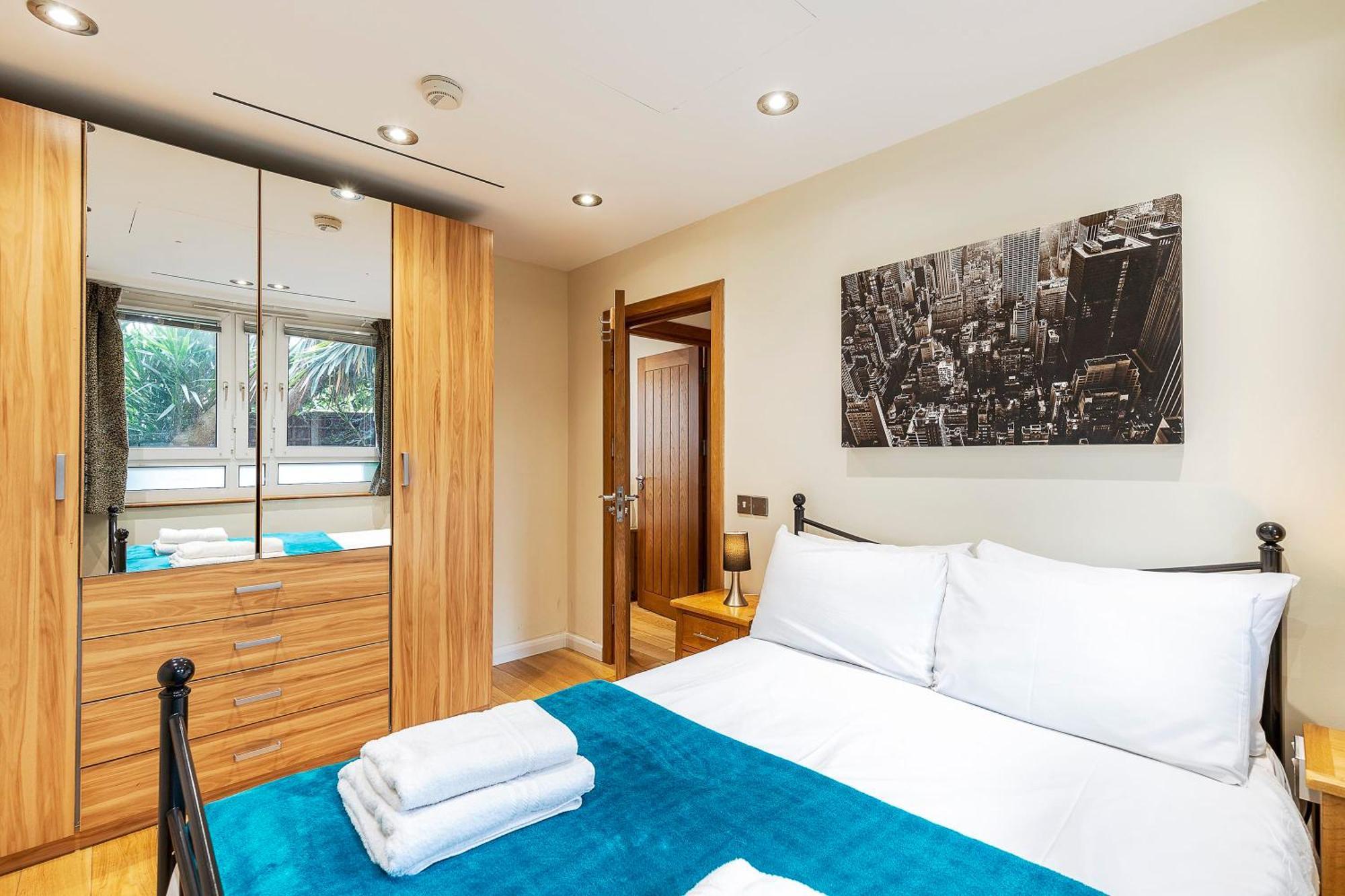 Tower Bridge 2Br Apartment For 6 With Terrace Лондон Экстерьер фото